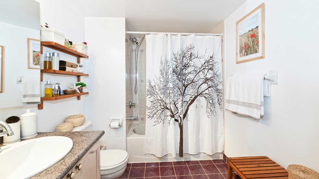 small-ensuite-renovations-Point-cook.jpg